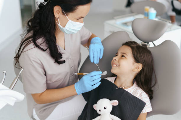 Best Tooth Infection Emergency Dentist  in Eastmont, WA